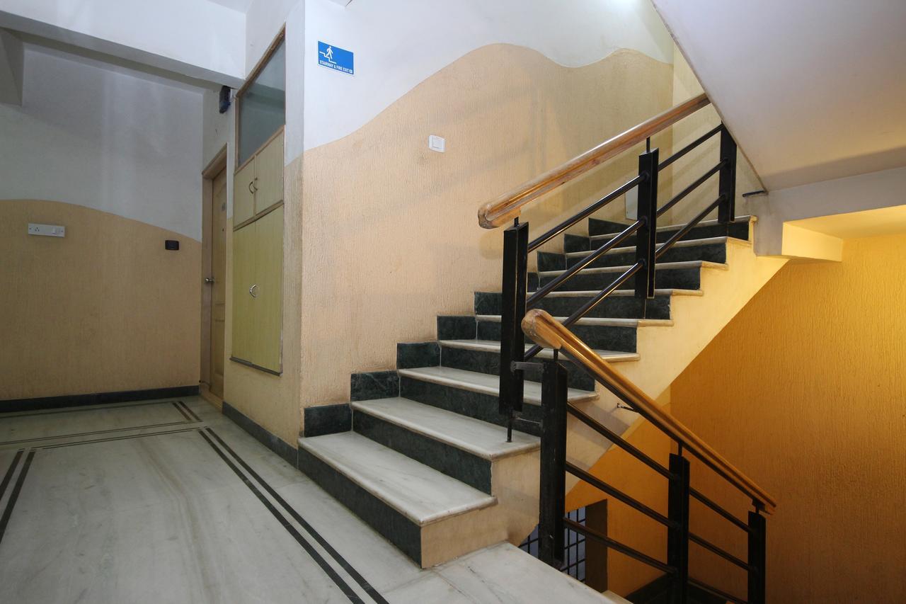 Oyo 5934 Lokaz Hotel Bangalore Luaran gambar